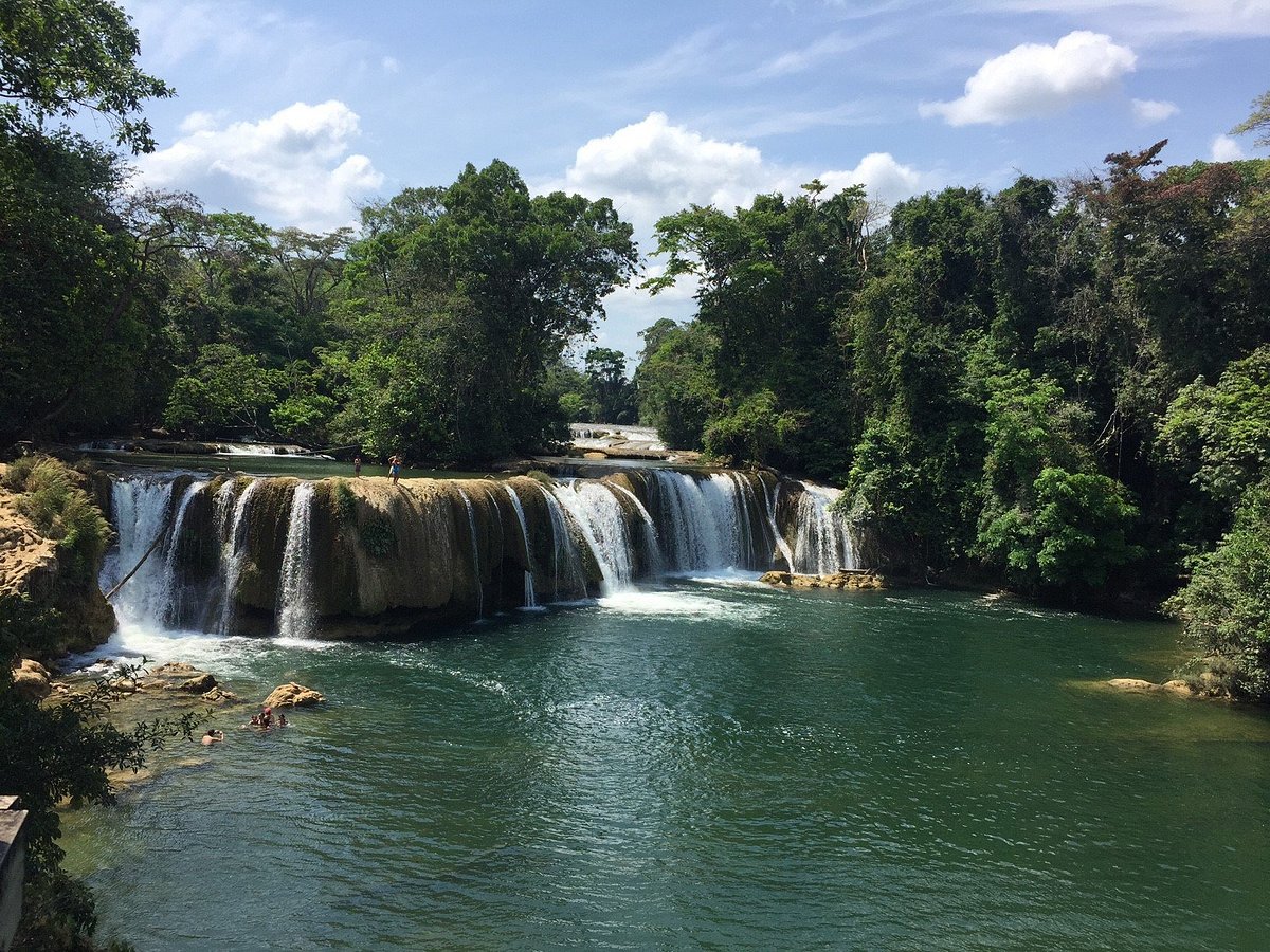 Las Conchas Waterfalls
